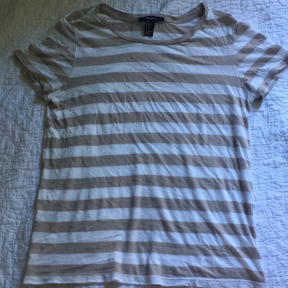 Forever 21 T-shirt
